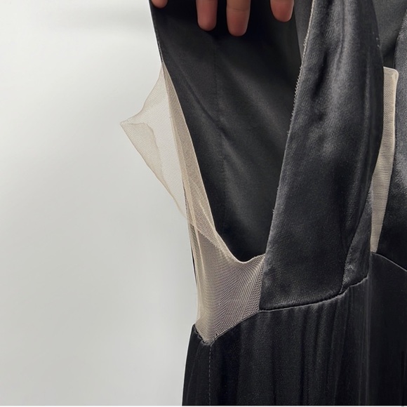 Sau Lee Genevieve Gown - Picture 9 of 16